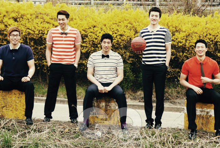 왼쪽부터) 오세근, 김태술, 양희종,박찬희,이정현