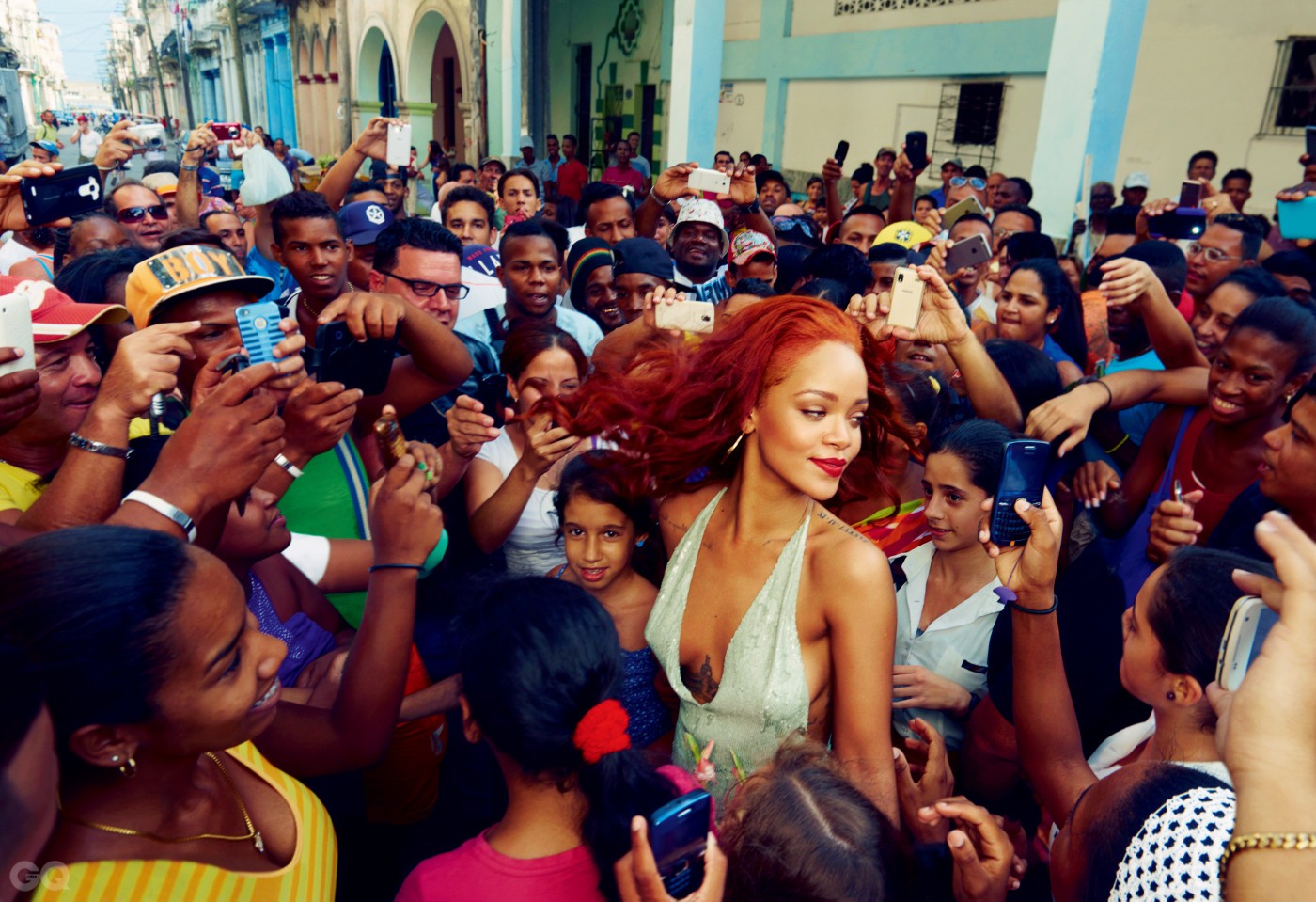 SCENE AND HEARD           Fans surround Rihanna in Old Havana.