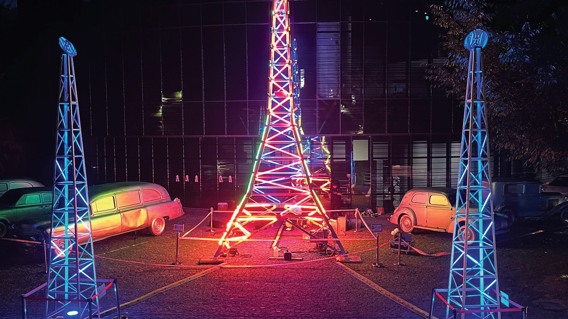 백남준의 ‘트랜스미션 타워’ 한국 최초로 전시한다