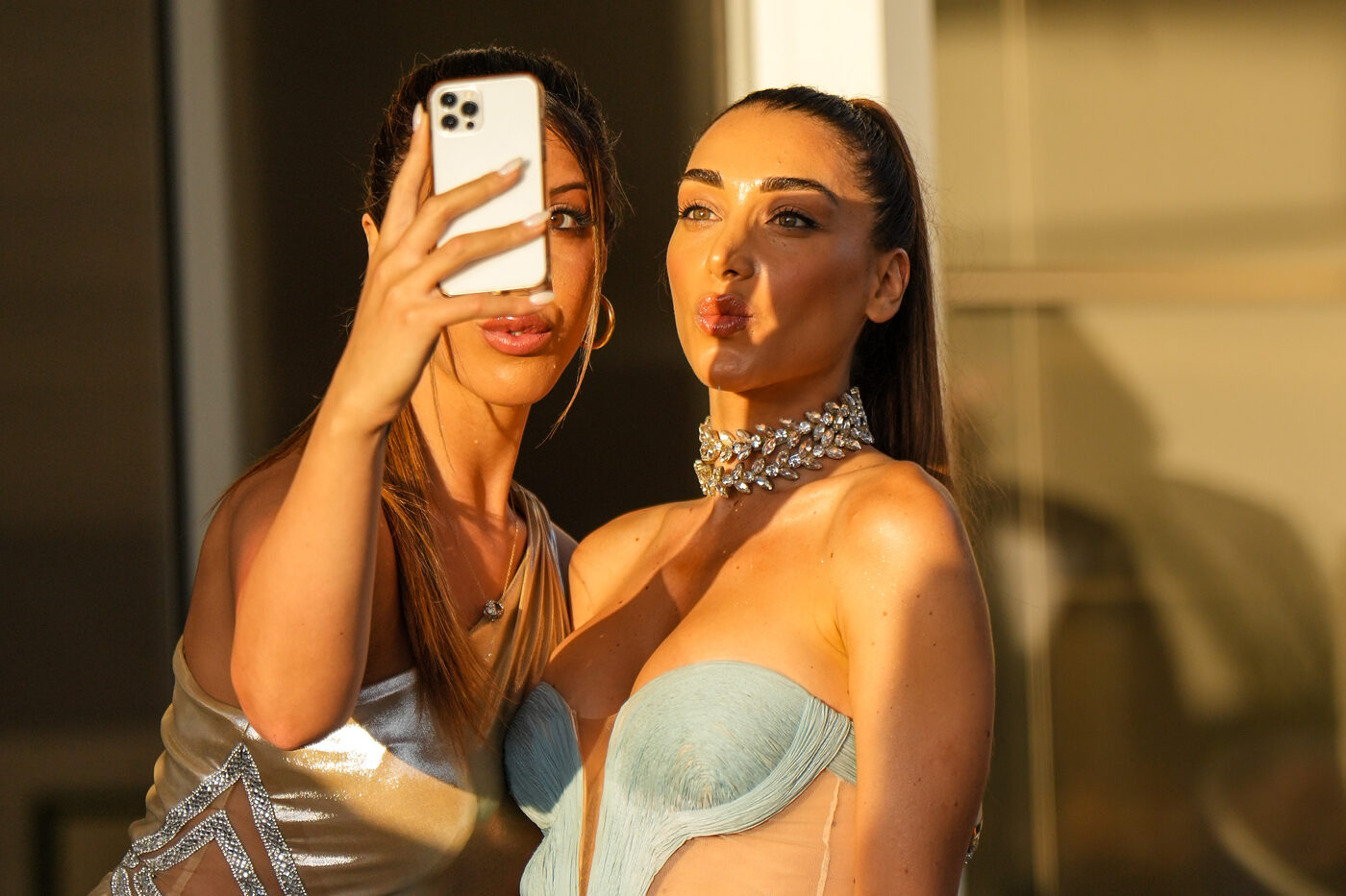 선물함에 잠든 기프티콘 현금화하는 초간단 꿀팁 | 지큐 코리아 (GQ Korea)