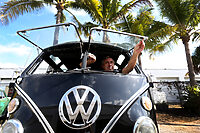 10 Essential Car Items for Drivers